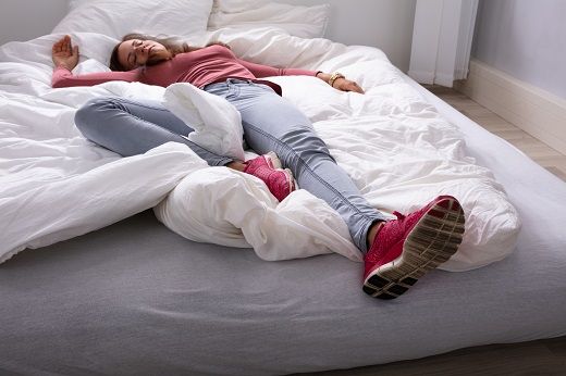 Does Your Sleep Position Harm Your Sleep Quality?